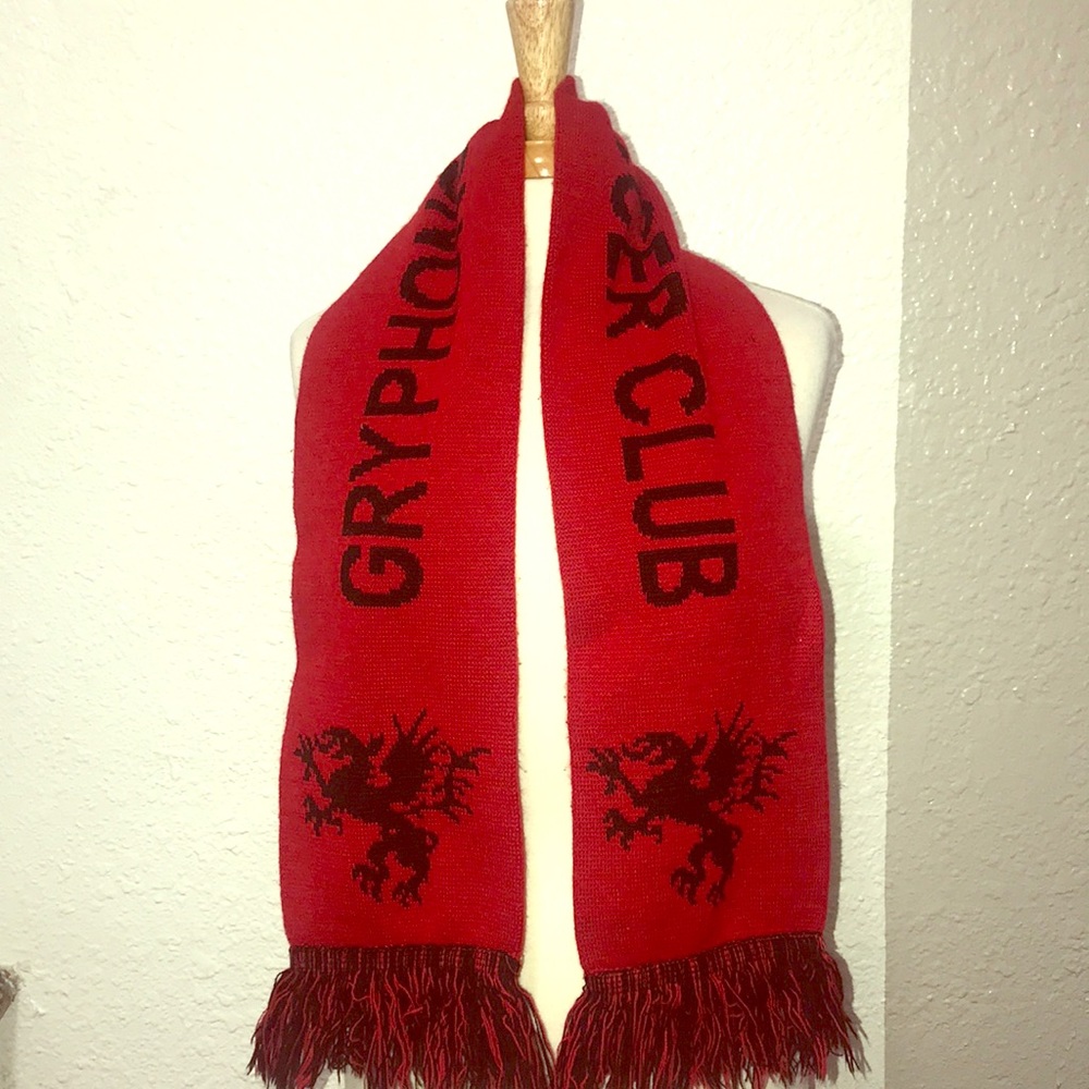 Gryphons Club scarf
